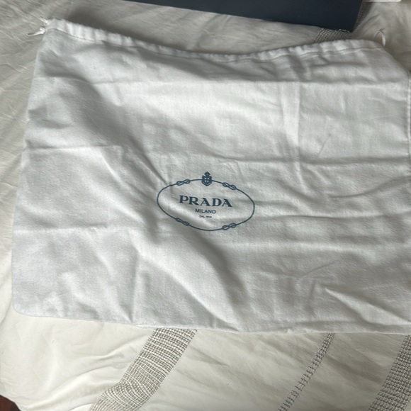 Beige Prada Medium women’s Galleria Saffiano leather bag - Picture 6 of 11